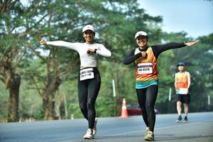 BIB: 2545, 219, 45215
                            <button type="button" onclick="openModal(10131913)" class="btn btn-primary btn-sm float-right btn-popup" data-toggle="modal" data-target=".modal-high-quality">
                        <i class="fas fa-shopping-cart"></i> Add to Cart
                    </button>
                                            <button type="button" onclick="isThisMe(10131913, true)" class="btn btn-success btn-sm float-right btn-popup btn-isme hidden" data-toggle="tooltip" data-placement="bottom" title="นี่คือรูปของคุณใช่ไหม คลิกที่นี่เพื่อเอาเข้าอัลบั้ม">
                        <i class="fas fa-plus"></i> Add to album
                    </button>
                    <button type="button" onclick="isThisMe(10131913, false)" class="btn btn-warning btn-sm float-right btn-popup btn-isnotme hidden">
                        <i class="fas fa-ban"></i> Remove from album
                    </button>